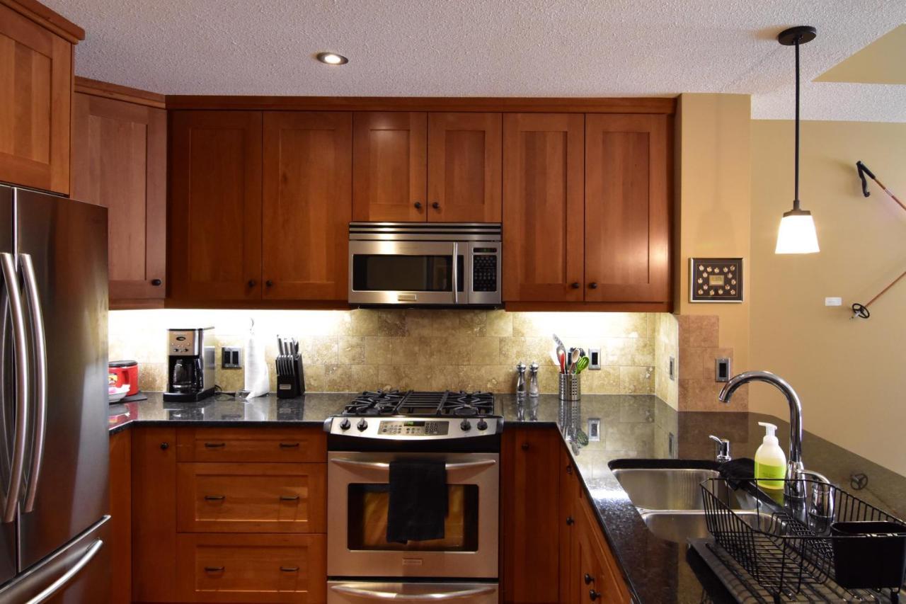 Luxurious Rundle Cliffs Lodge In Spring Creek Κάνμορ Εξωτερικό φωτογραφία